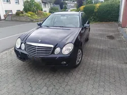 Blau Gebraucht 2007 Mercedes E200 Kombi | 5.990 € (Etwas zu teuer)