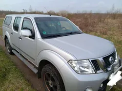 Silber Gebraucht 2010 Nissan Navara XE Abholung | 11.500 € (Fairer Preis)