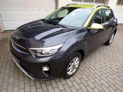 (gab) platinum graphite/green Gebraucht 2018 Kia Stonic SUV | 15.400 € (Fairer Preis)