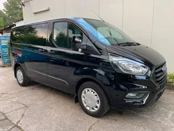 Iridiumschwarz metallic Gebraucht 2019 Ford Transit Custom Trend Van / Kleinbus | 16.695 € (Superpreis)