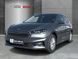 Grau Gebraucht 2024 Skoda Fabia Style Kleinwagen | 18.490 € (Fairer Preis)