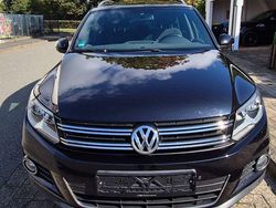 Schwarz Gebraucht 2015 VW Tiguan Cup SUV | 12.000 € (Fairer Preis)
