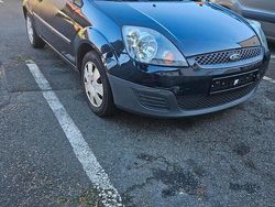 Blau Gebraucht 2005 Ford Fiesta Kleinwagen | 650 € (Superpreis)