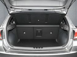 Grau Gebraucht 2024 Hyundai i30 Limousine | 21.999 € (Fairer Preis)