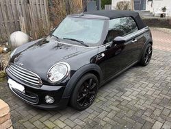 Schwarz Gebraucht 2015 Mini Cooper Kleinwagen | 13.400 € (Fairer Preis)