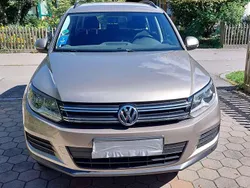 Beige Gebraucht 2012 VW Tiguan Trendline SUV | 8.790 € (Guter Preis)