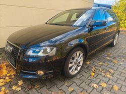 Schwarz Gebraucht 2011 Audi A3 Ambiente Limousine | 4.990 € (Superpreis)