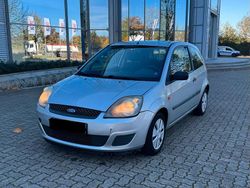 Silber Gebraucht 2007 Ford Fiesta Kleinwagen | 1.900 € (Fairer Preis)