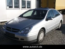 Silber Gebraucht 2002 Citroën C5 Exclusive Limousine | 500 €