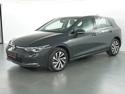 Grau Gebraucht 2022 VW Golf VIII Style Limousine | 23.800 € (Guter Preis)