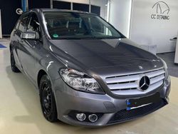 Silber Gebraucht 2012 Mercedes B180 Van / Kleinbus | 13.500 € (Etwas zu teuer)
