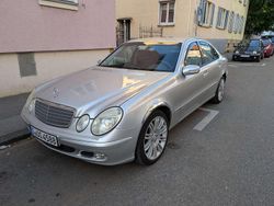 Gebraucht 2003 Mercedes E200 Classic Limousine | 3.000 € (Fairer Preis)