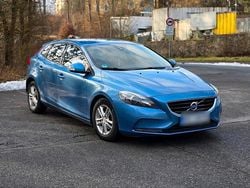 Blau Gebraucht 2015 Volvo V40 Kombi | 7.290 € (Fairer Preis)