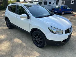 Weiß Gebraucht 2011 Nissan Qashqai Tekna SUV | 7.999 €