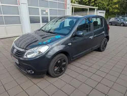 Grau Gebraucht 2008 Dacia Sandero Lauréate Kleinwagen | 3.490 € (Teuer)