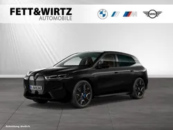 Saphirschwarz metallic Gebraucht 2023 BMW iX Sport Line SUV | 64.888 € (Superpreis)