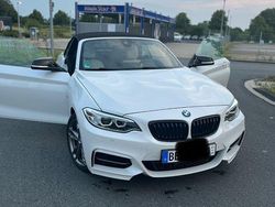 Weiß Gebraucht 2016 BMW M235 Performance Cabrio | 24.500 € (Fairer Preis)