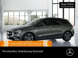 Grau Gebraucht 2024 Mercedes B200 Advanced Plus Van / Kleinbus | 36.990 € (Teuer)