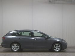Grau Gebraucht 2022 VW Golf VIII Life Kombi | 14.980 € (Guter Preis)