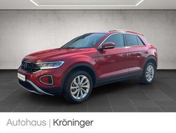 Kings red metallic Gebraucht 2024 VW T-Roc Life SUV | 29.990 € (Fairer Preis)