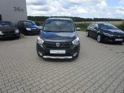Grau "comete" Gebraucht 2020 Dacia Lodgy Stepway Van / Kleinbus | 14.490 € (Etwas zu teuer)