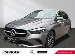 Grau Gebraucht 2024 Mercedes B180 Van / Kleinbus | 31.430 € (Etwas zu teuer)