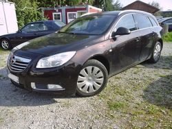 Braun Gebraucht 2013 Opel Insignia Active Kombi | 3.600 € (Etwas zu teuer)