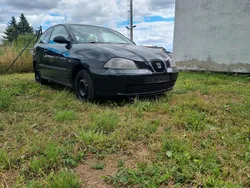 Schwarz Gebraucht 2005 Seat Ibiza Kleinwagen | 899 € (Fairer Preis)