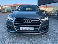 Grau Gebraucht 2016 Audi Q7 Sport SUV | 31.499 € (Etwas zu teuer)