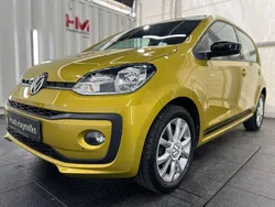 Gelb Gebraucht 2017 VW up! CLUB Kleinwagen | 8.888 € (Guter Preis)