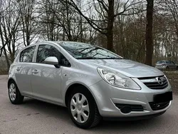 Grau Gebraucht 2009 Opel Corsa Limousine | 2.199 € (Guter Preis)
