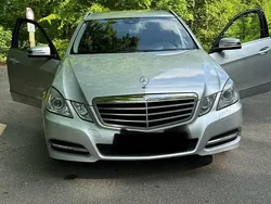 Silber Gebraucht 2011 Mercedes E220 Kombi | 6.500 € (Fairer Preis)