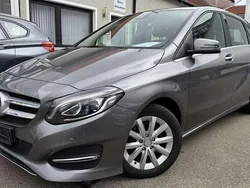 Mountaingrau Gebraucht 2015 Mercedes B200 Van / Kleinbus | 9.950 € (Fairer Preis)