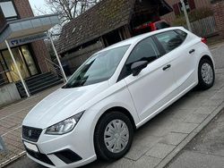 Weiß Gebraucht 2018 Seat Ibiza Kleinwagen | 10.500 € (Etwas zu teuer)