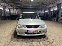 Silber Gebraucht 2002 Mazda Demio Kleinwagen | 1.500 € (Fairer Preis)