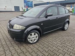 Schwarz Gebraucht 2000 Audi A2 Kleinwagen | 2.650 € (Fairer Preis)