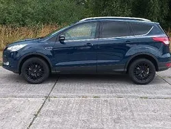 Blau Gebraucht 2015 Ford Kuga SUV | 7.300 € (Guter Preis)