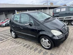 Grün Gebraucht 2004 Mercedes A170 Elegance Van / Kleinbus | 690 € (Guter Preis)