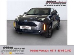 Marlingrau metallic Gebraucht 2022 Toyota Yaris Cross Connect Style SUV | 29.900 € (Teuer)