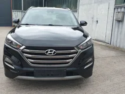 Blau Gebraucht 2018 Hyundai Tucson Style SUV | 12.800 € (Guter Preis)