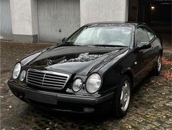 Schwarz Gebraucht 1998 Mercedes CLK230 Elegance Coupé | 7.000 € (Fairer Preis)
