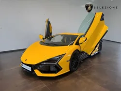 Gelb Gebraucht 2024 Lamborghini Revuelto Coupé | 599.000 €