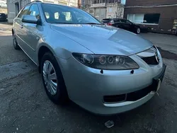 Silber Gebraucht 2005 Mazda 6 Kombi | 2.190 €