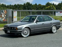 Silber Gebraucht 1991 BMW 535 Performance Limousine | 10.500 €
