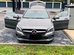 Grau Gebraucht 2016 Mercedes CLA200 Shooting Brake Urban Kombi | 18.000 € (Teuer)