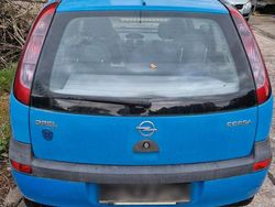 Blau Gebraucht 2001 Opel Corsa Kleinwagen | 1.000 €