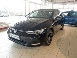 Schwarz Gebraucht 2024 VW Golf VIII Move Limousine | 24.200 € (Guter Preis)