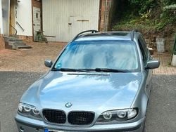Grau Gebraucht 2005 BMW 318 Performance Kombi | 2.000 € (Guter Preis)