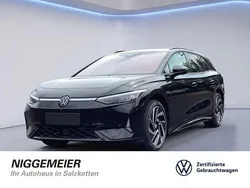Grenadillschwarz metallic Neu 2025 VW ID.7 GTX Limousine | 77.142 €
