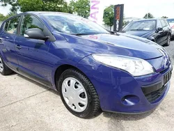 Blau Gebraucht 2011 Renault Mégane III Authentique Limousine | 4.490 € (Fairer Preis)